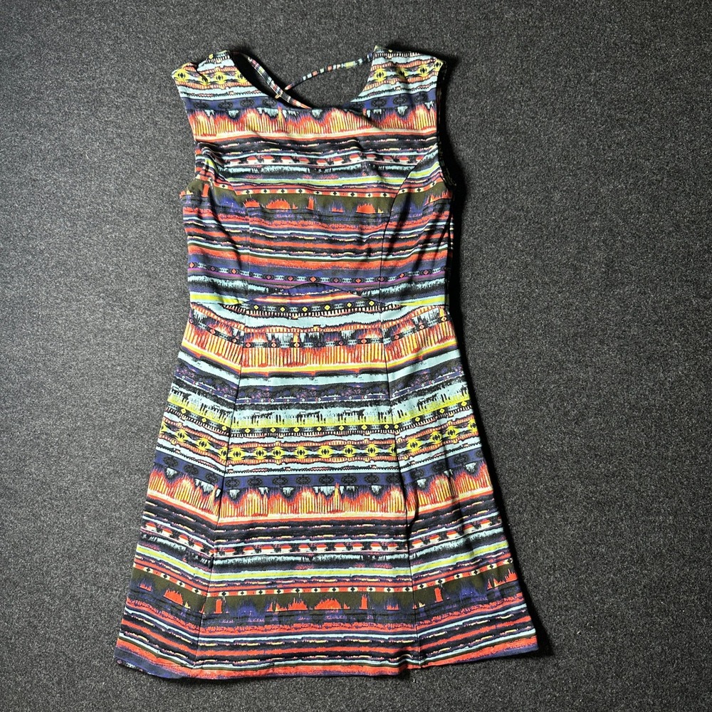 Title Nine Diamalete Dress Womens Small Multi Color Geometric Strappy Back Mini